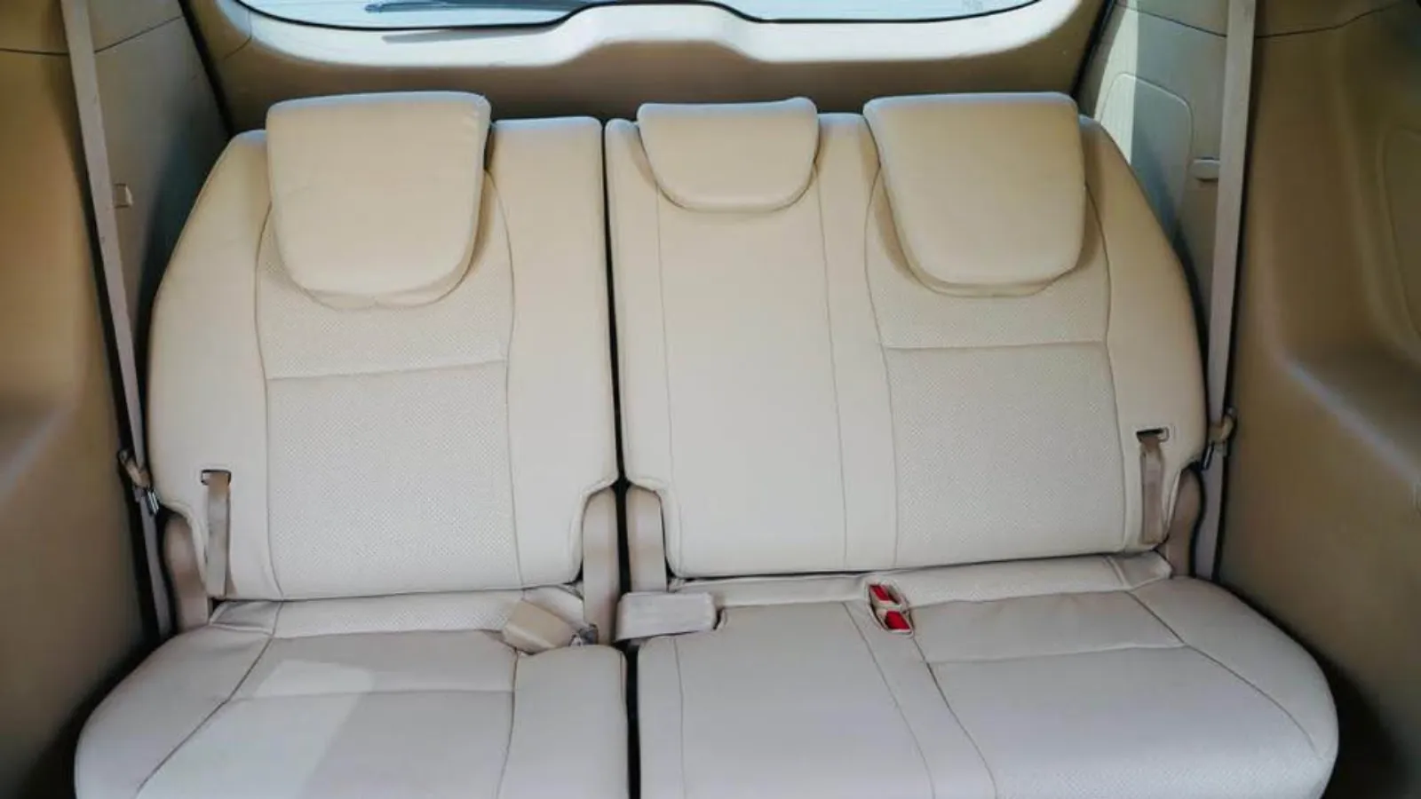8 seater car rental interior